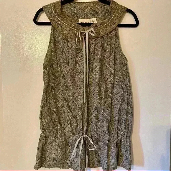 DKNY Jeans sleeveless top - Picture 1 of 9